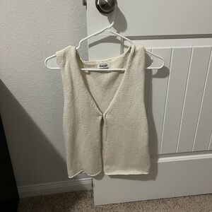 Cream Knit Sleeveless Cardigan